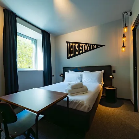 The Social Hub Extended Hotel 4*