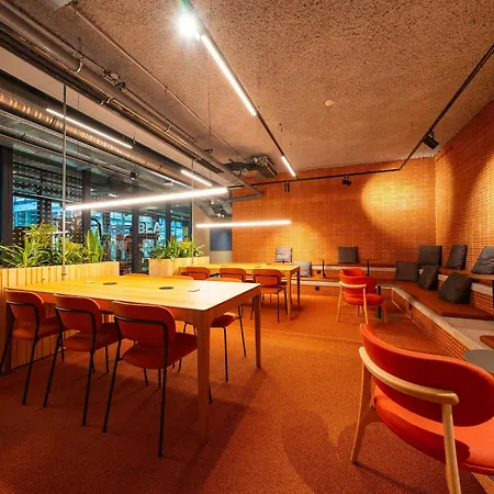 Отель The Social Hub Extended Тулуза