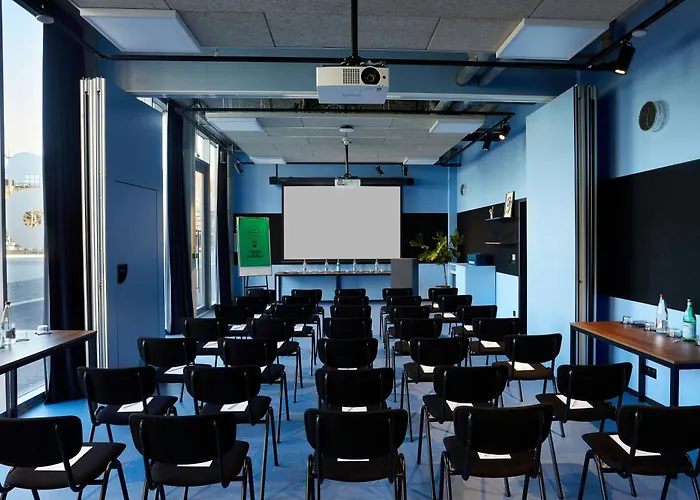 The Social Hub Extended Отель Тулуза