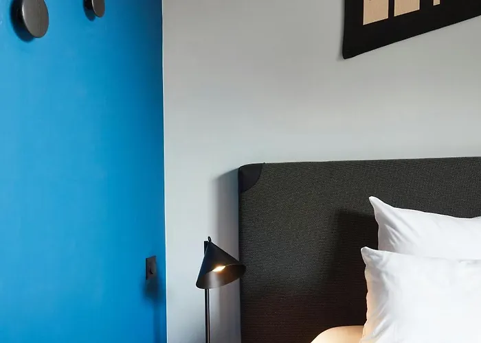 The Social Hub Extended 4*