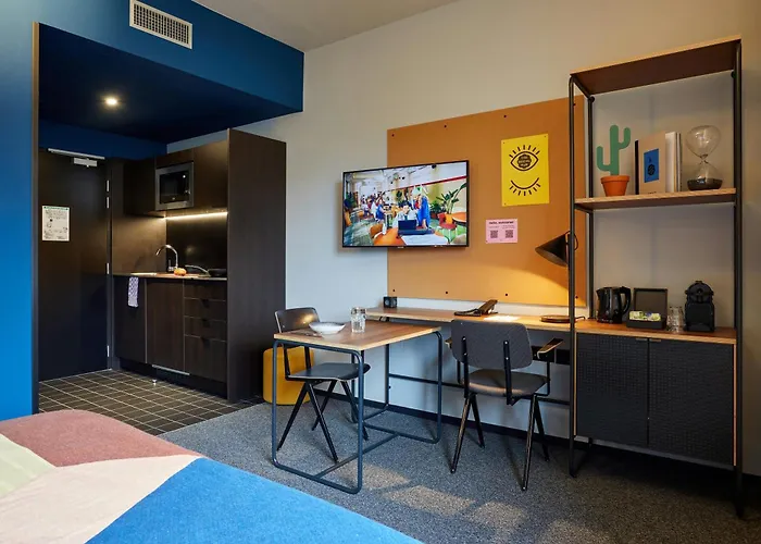 The Social Hub Extended Тулуза