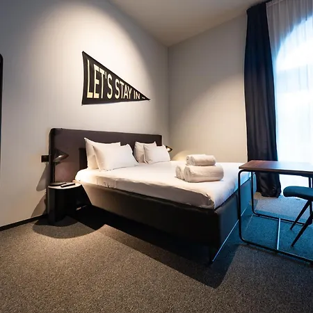 The Social Hub Extended