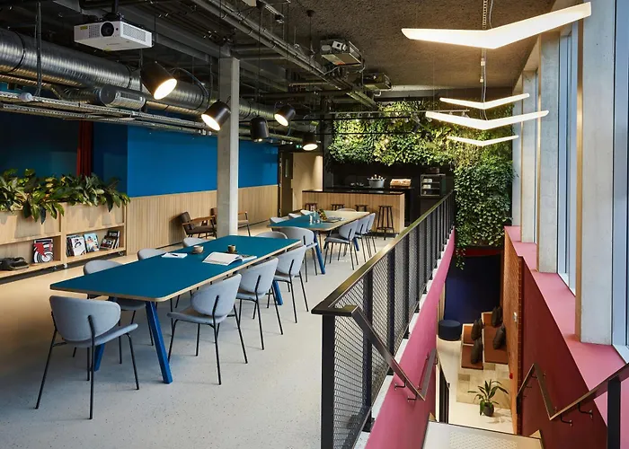 The Social Hub Extended Hotel