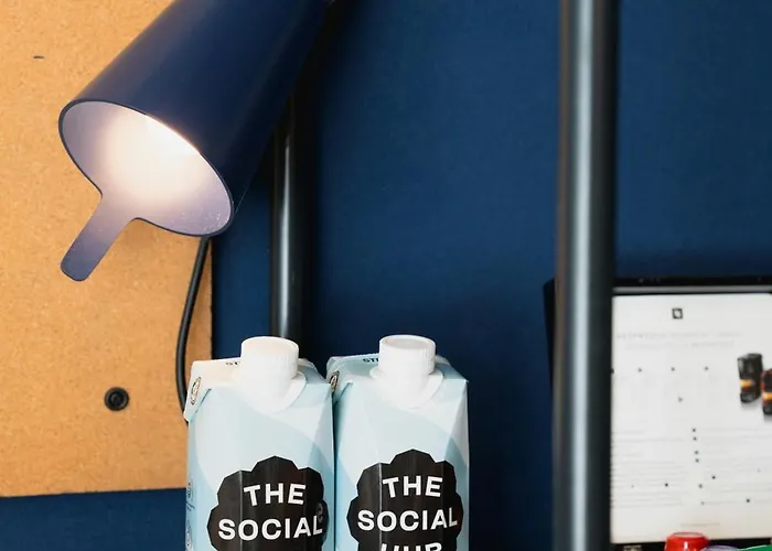 Hotel The Social Hub Extended 4*